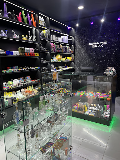 Logo da empresa - Space Box Headshop