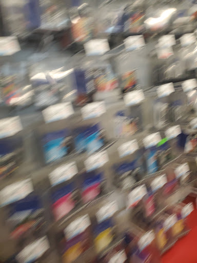 Office Supply Store «Staples», reviews and photos, 650 Ponce De Leon Ave NE, Atlanta, GA 30308, USA