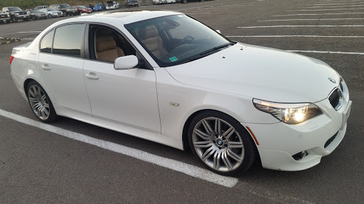 Used Car Dealer «PDX Used Cars», reviews and photos, 1475 SE Tualatin Valley Hwy, Hillsboro, OR 97123, USA