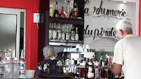 Atmosphère du Restaurant créole La Rhumerie du pirate à Saint-François - n°14