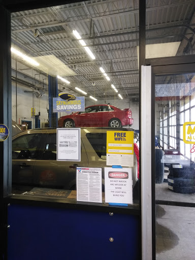 Auto Repair Shop «Monro Muffler Brake & Service», reviews and photos, 562 Allegheny Blvd, Franklin, PA 16323, USA