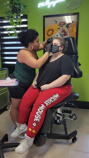 Tattoo Shop «East Coast Tattoo & Body Piercing», reviews and photos, 7 N Broadway, Salem, NH 03079, USA