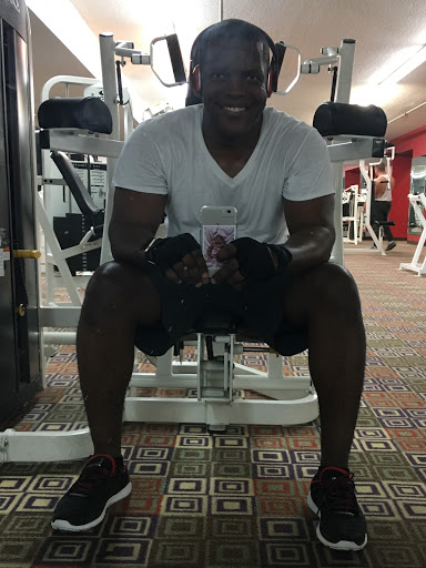 Gym «World Gym», reviews and photos, 1141 NE Vivion Rd, Kansas City, MO 64118, USA