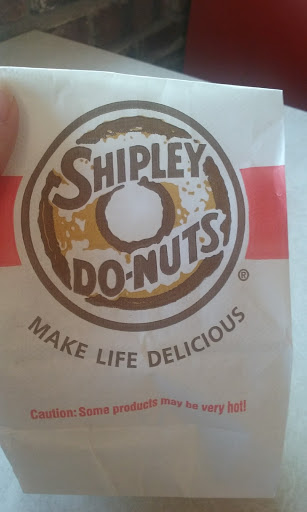 Donut Shop «Shipley Do-Nuts», reviews and photos, 201 E Oak St, Conway, AR 72032, USA