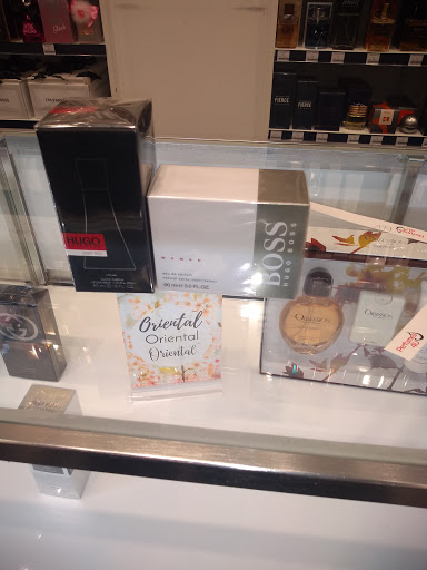 Shopping Mall «Clarksburg Premium Outlets», reviews and photos, 22705 Clarksburg Rd, Clarksburg, MD 20871, USA