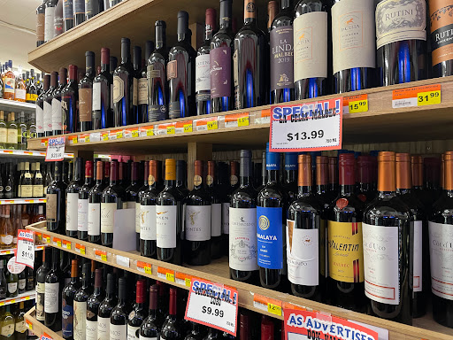 Grocery Store «Bay Supermarket», reviews and photos, 907 Normandy Dr, Miami Beach, FL 33141, USA