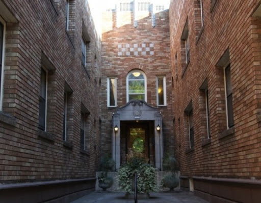 Property Management Company «C & R Real Estate», reviews and photos, 9400 SW Barnes Rd #400, Portland, OR 97225, USA