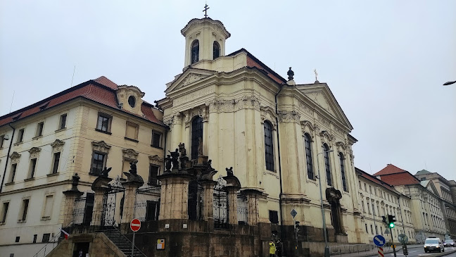 Recenze na Národní památník hrdinů heydrichiády v Praha - Muzeum