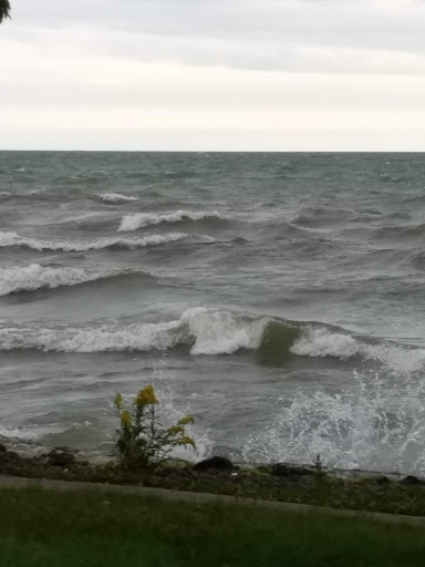 Park «Pier Park», reviews and photos, 350 Lake Shore Rd, Grosse Pointe Farms, MI 48236, USA