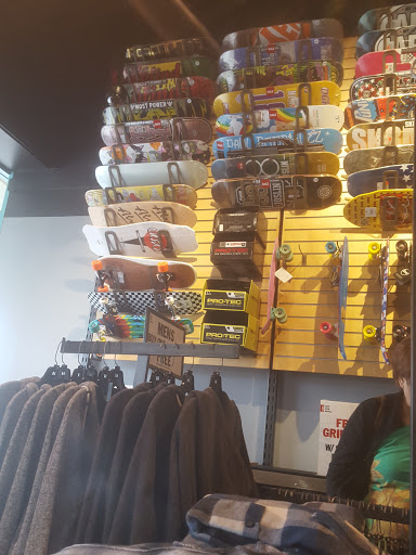 Outlet Store «Vans», reviews and photos, 4015 S Interstate Hwy 35, San Marcos, TX 78666, USA