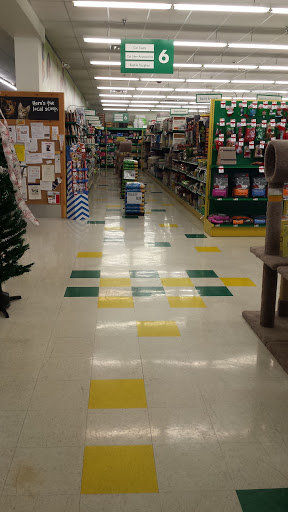 Pet Supply Store «Pet Supplies Plus», reviews and photos, 2821 W Kirby Ave, Champaign, IL 61821, USA