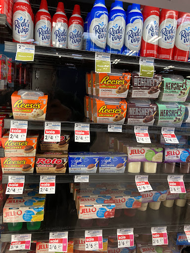 Supermarket «Giant Eagle Supermarket», reviews and photos, 7939 Day Dr, Cleveland, OH 44129, USA