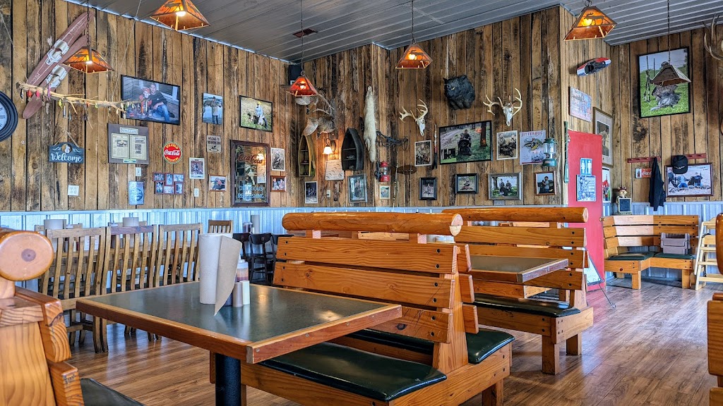 Hucklebuck Smoke & Grill 65608