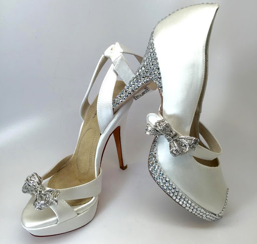 Shoe Store «Signature Shoes», reviews and photos, 271 Westwood Ave, Westwood, NJ 07675, USA