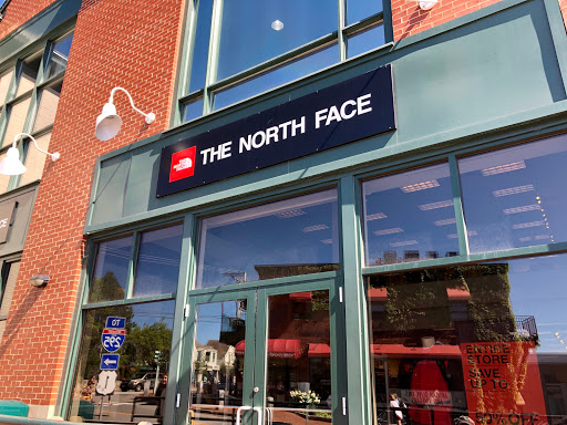 Clothing Store «The North Face Outlet», reviews and photos, 5 Bow St, Freeport, ME 04032, USA