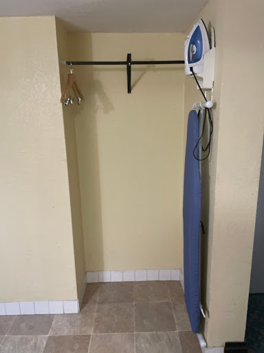 Hotel «Holiday Inn Express & Suites Tampa-Fairgrounds-Casino», reviews and photos, 8610 Elm Fair Blvd, Tampa, FL 33610, USA