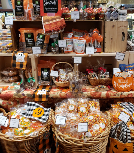 Grocery Store «The Fresh Market», reviews and photos, 13499 S Cleveland Ave, Fort Myers, FL 33907, USA