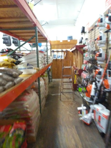 Hardware Store «Jasper True Value Hardware & Supply», reviews and photos, 202 Central Ave NW, Jasper, FL 32052, USA