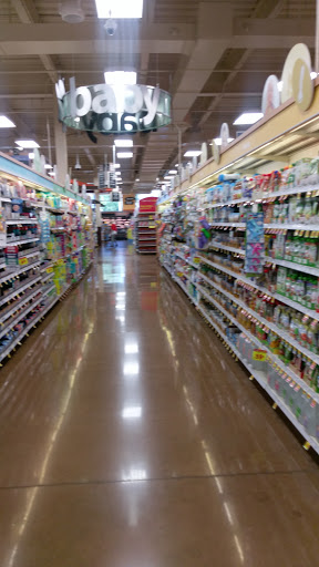 Grocery Store «Kroger», reviews and photos, 704 Euclid Ave, Lexington, KY 40502, USA