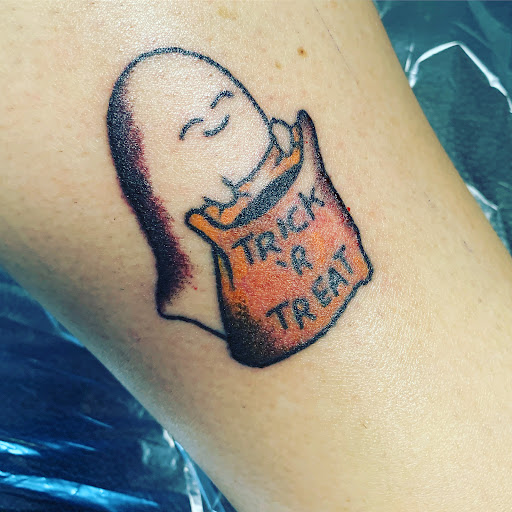 Explore olive branch tattoo ideas, creative tattoo ideas in Katy, available at Tattoo Blu