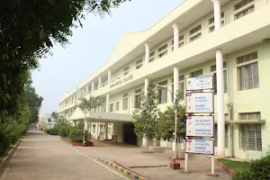 Vishnu Dental College image