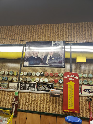 Nut Store «Peanut Shoppe Main Street», reviews and photos, 24 S Main St, Memphis, TN 38103, USA