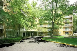 Grandview Pointe Apartments image