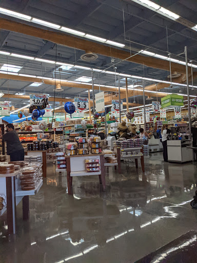 Supermarket «Vallarta Supermarkets», reviews and photos, 8510 Painter Ave L, Whittier, CA 90602, USA