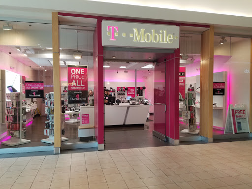 T-Mobile, 9990 Ridgeland Ave, Chicago Ridge, IL 60415, USA, 