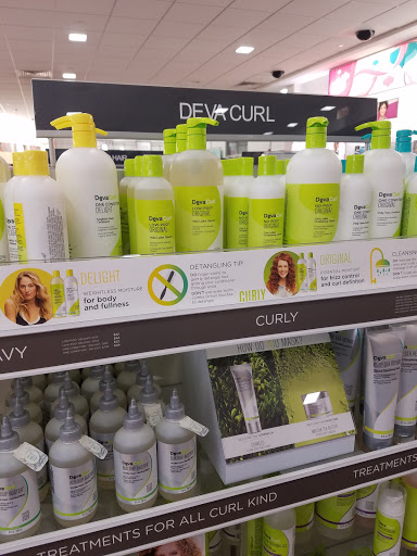 Hair Salon «Ulta Beauty», reviews and photos, 3150 Fairlane Dr, Allen Park, MI 48101, USA