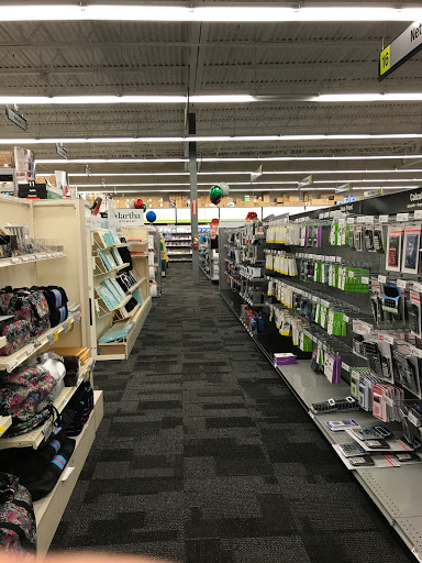 Office Supply Store «Staples», reviews and photos, 3339 Princeton Rd, Hamilton, OH 45011, USA