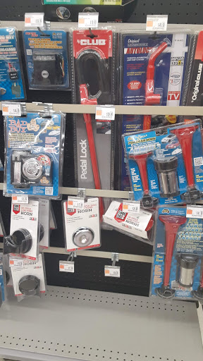 Auto Parts Store «AutoZone», reviews and photos, 160-20 Union Tpke, Fresh Meadows, NY 11366, USA