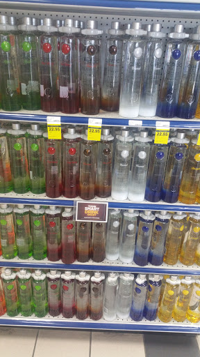 Liquor Store «Norfolk Package Store», reviews and photos, 1560 Mall Dr, Norfolk, VA 23511, USA