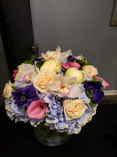 Florist «Tulipia Floral Design», reviews and photos, 7617 Lake St, River Forest, IL 60305, USA