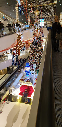 Kommentare und Rezensionen über Coop Supermarkt St. Gallen Shopping Arena