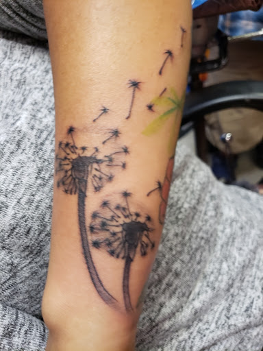 Tattoo Shop «Skin Graphics», reviews and photos, 1255 SW Loop 410 # 140, San Antonio, TX 78227, USA