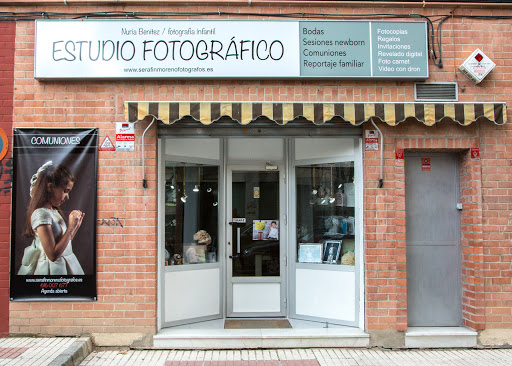 Fotógrafo de Bodas Granada - Fotógrafo de Comuniones - Estudio Fotográfico Serafin Moreno