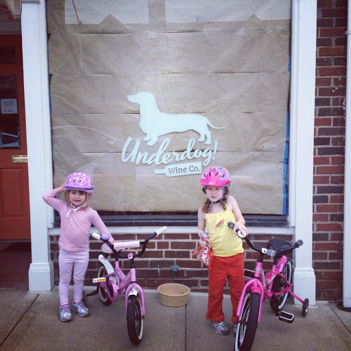 Wine Store «Underdog Wine Co.», reviews and photos, 319 E 55th St, Kansas City, MO 64113, USA