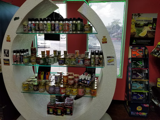 Tobacco Shop «Tobacco &more smoke & vape shop», reviews and photos, 11924 Seminole Blvd, Largo, FL 33778, USA