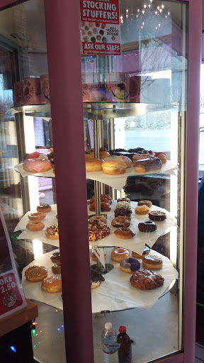 Donut Shop «Voodoo Doughnut Food Truck», reviews and photos, 8145 SE 82nd Ave, Portland, OR 97266, USA