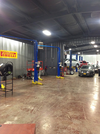 Car Dealer «5 Star Auto Plaza», reviews and photos, 3690 W Clay St, St Charles, MO 63301, USA