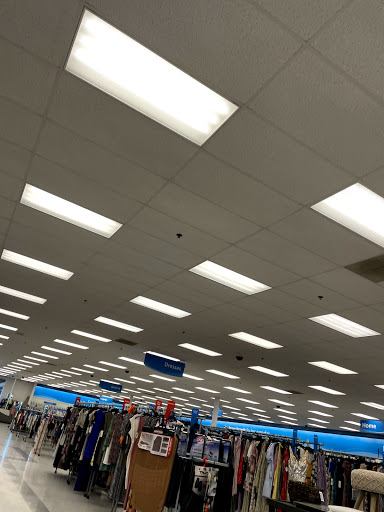 Clothing Store «Ross Dress for Less», reviews and photos, 958 W Street Rd, Warminster, PA 18974, USA