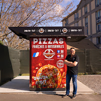 Photos du propriétaire du Pizzas à emporter Distributeur de Pizzas - Au Petit Plaisir - 24h/24-7j/7 à Couëron - n°4