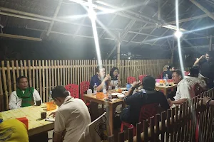 Rumah Makan Madamba Zero image