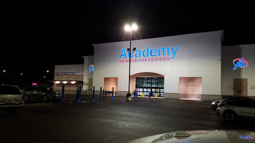 Sporting Goods Store «Academy Sports + Outdoors», reviews and photos, 9997 Crossing Way #800, Denham Springs, LA 70726, USA