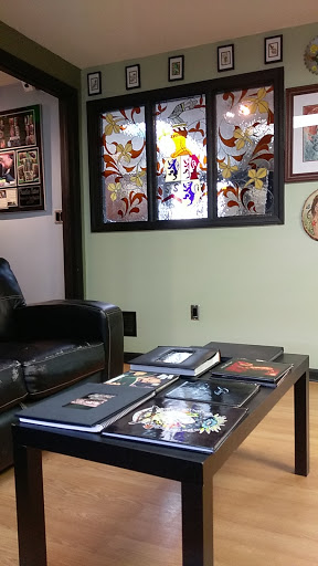 Tattoo Shop «Nautilus Tattoo», reviews and photos, 2719 Berlin Turnpike, Newington, CT 06111, USA