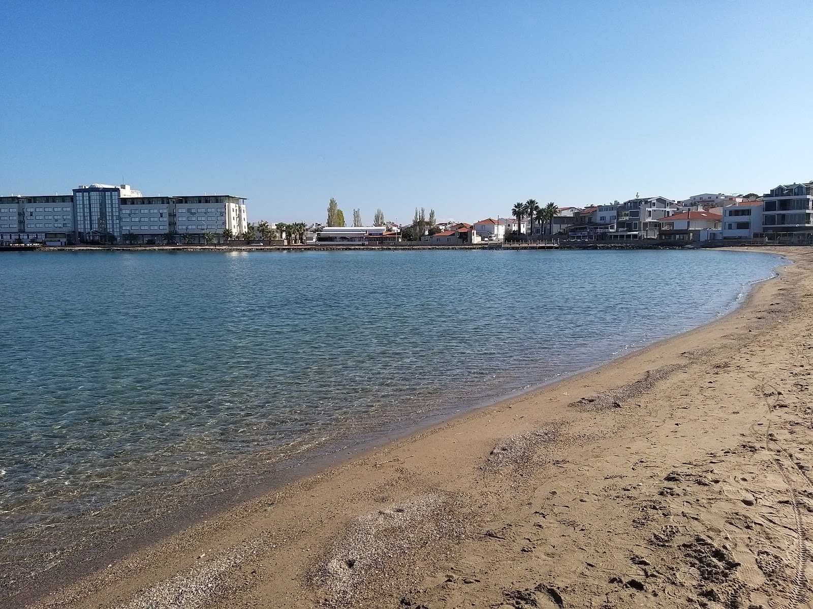 Foto af Kocakum Plaji med brunt sand overflade