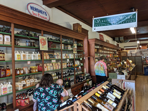 Grocery Store «Philomont General Store», reviews and photos, 36550 Jeb Stuart Rd, Philomont, VA 20131, USA