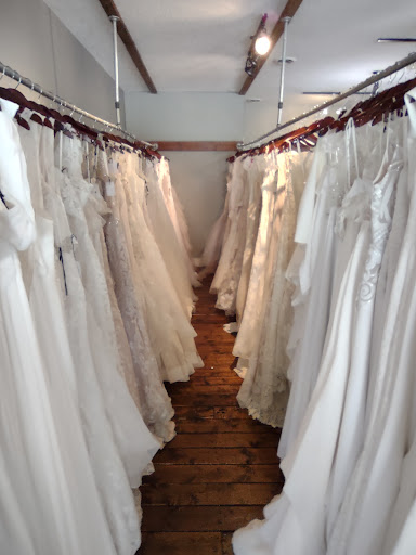 Bridal Shop «Urban Bridal Shop», reviews and photos, 15495 S Quivira Rd, Overland Park, KS 66221, USA