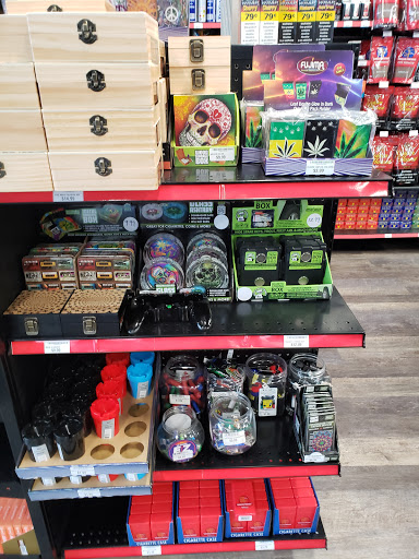 Tobacco Shop «Smokers Outlet», reviews and photos, 1446 E Kearney St, Springfield, MO 65803, USA